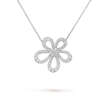 18K Flowerlace Pendant Necklace