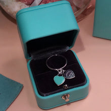 18K T Round & Heart Tag Ring