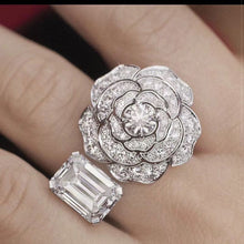 18K CC Diamond Camelia Ring
