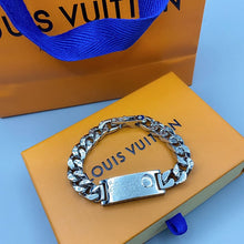 18K Louis NBA Bracelet