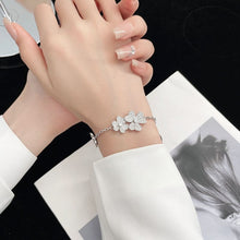 18K Frivole Diamonds Clover Bracelet