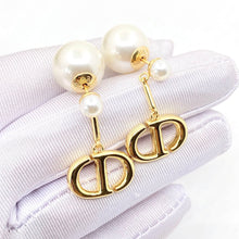 18K Tribales Pearl Earrings