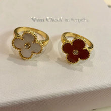18K Vintage Alhambra Pearl Ring