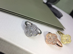 18K Vintage Alhambra Diamonds Ring