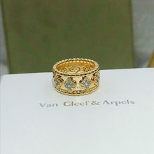 18K Yellow Gold Perlée Clovers Ring