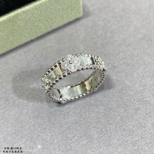 18K White Gold Perlée Clovers Ring