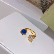 18K Perlée Couleurs Between The Finger Ring