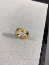 18K Love Wedding 4mm Ring
