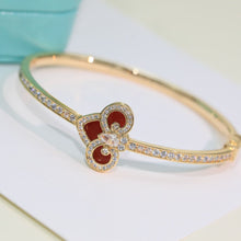 18K T Fleur De Lis Bracelet