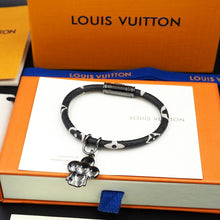 18K Louis Hang It Bracelet