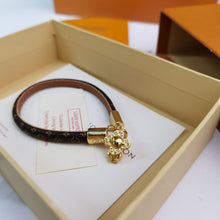 18K Louis Vivienne Bracelet