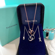 18K T Atlas X Closed Interlocking Pendant Necklace