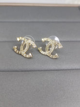 18K Classic CC Earrings