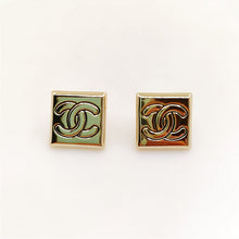 18K CC Smooth Block Earrings