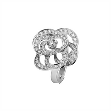 18K Chanel Fil De Camélia Ring