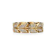 18K T Victoria Vine Ring