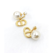 18K Tribales Pearl Earrings