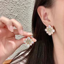 18K CC Color Flower Diamond Earrings