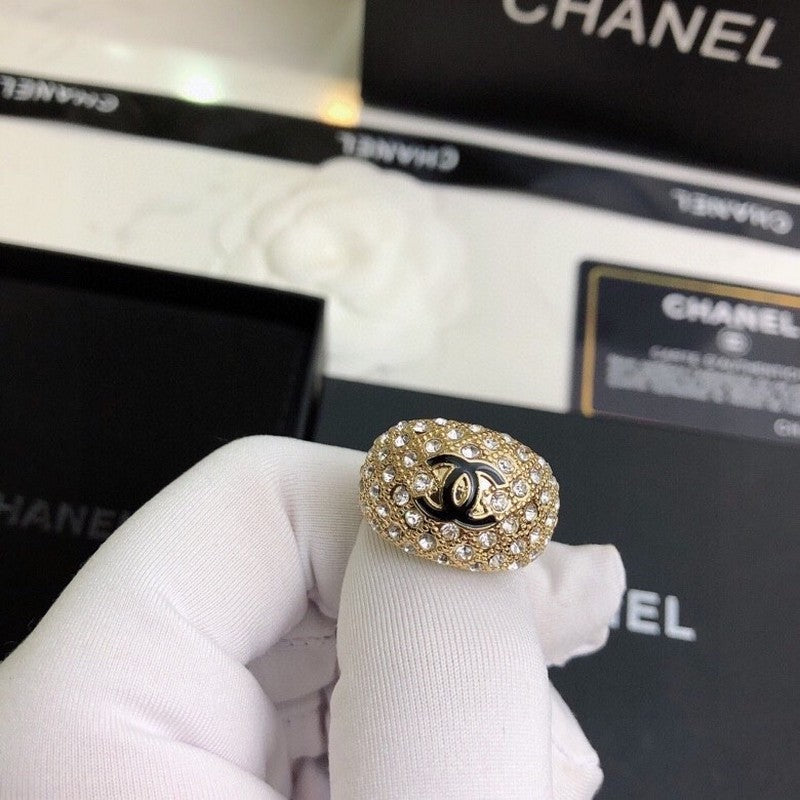 18K CC 26C Diamond Ring