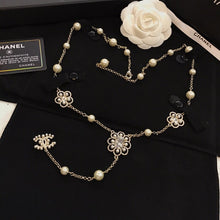 18K CC Flowers Pearl Long Necklace