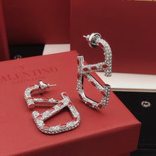 18K Vlogo Red Crystal Earrings