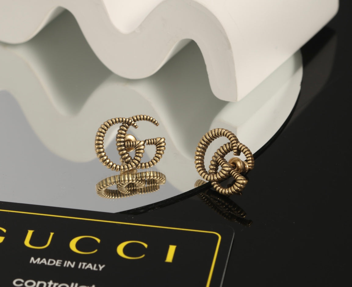 18K Double G Earrings