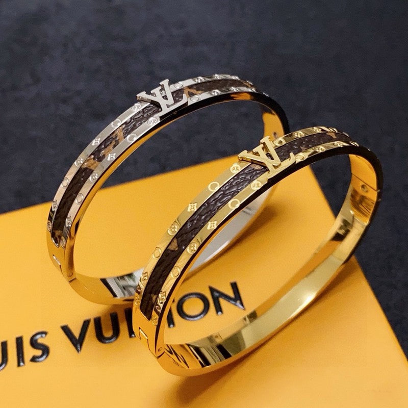 18K Louis Brown Gold Bracelet