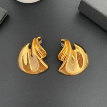 18K Saint Gold Earrings