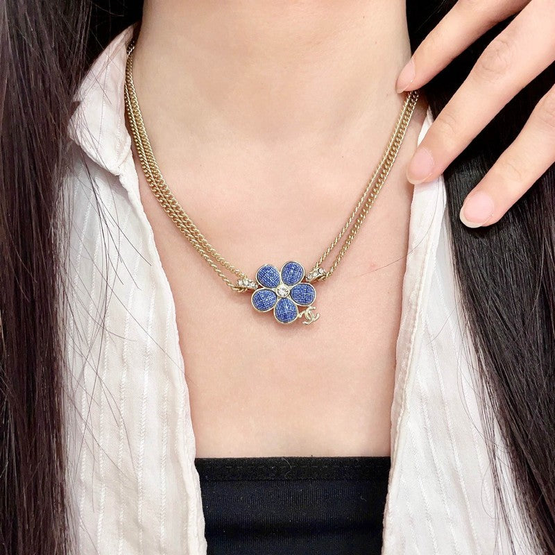 18K CC Blue Gold Camellia Chain Necklace