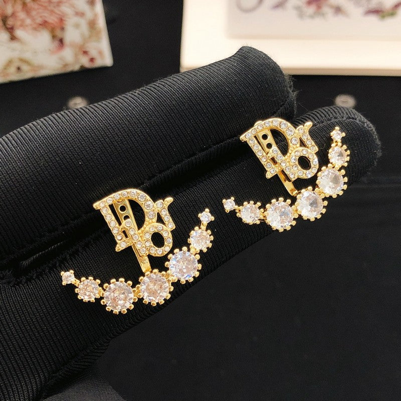 18K CD Seven Diamond Star Earrings