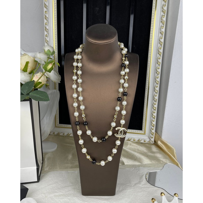 18K CC 24A Black & White Pearl Long Necklace