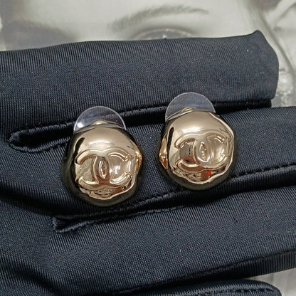 18K CC Vintage Round Gold Earrings