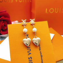 18K Louis Heart Earrings