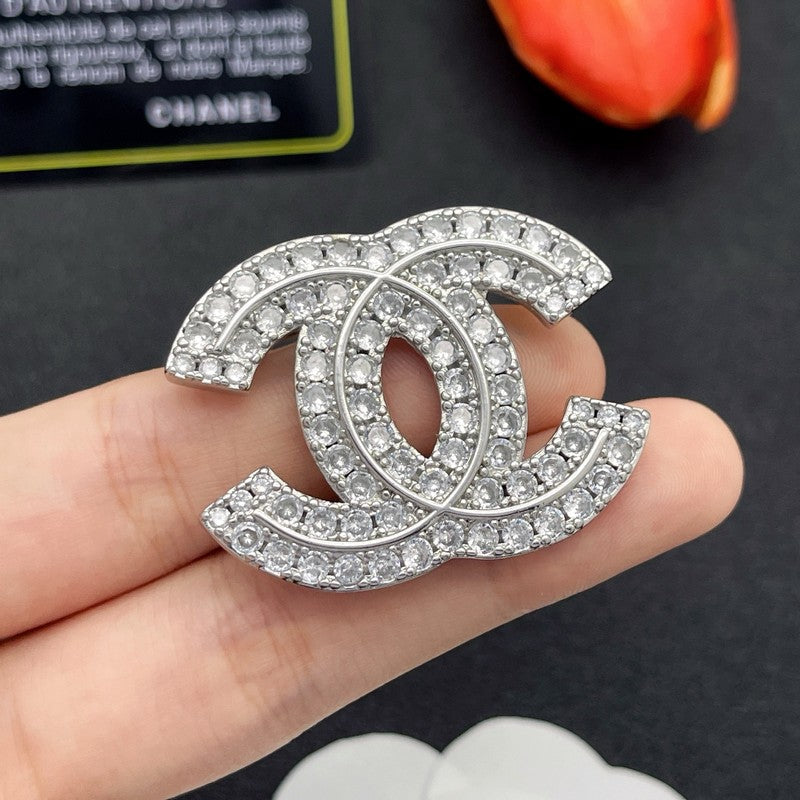 18K CC Full Diamond Brooch