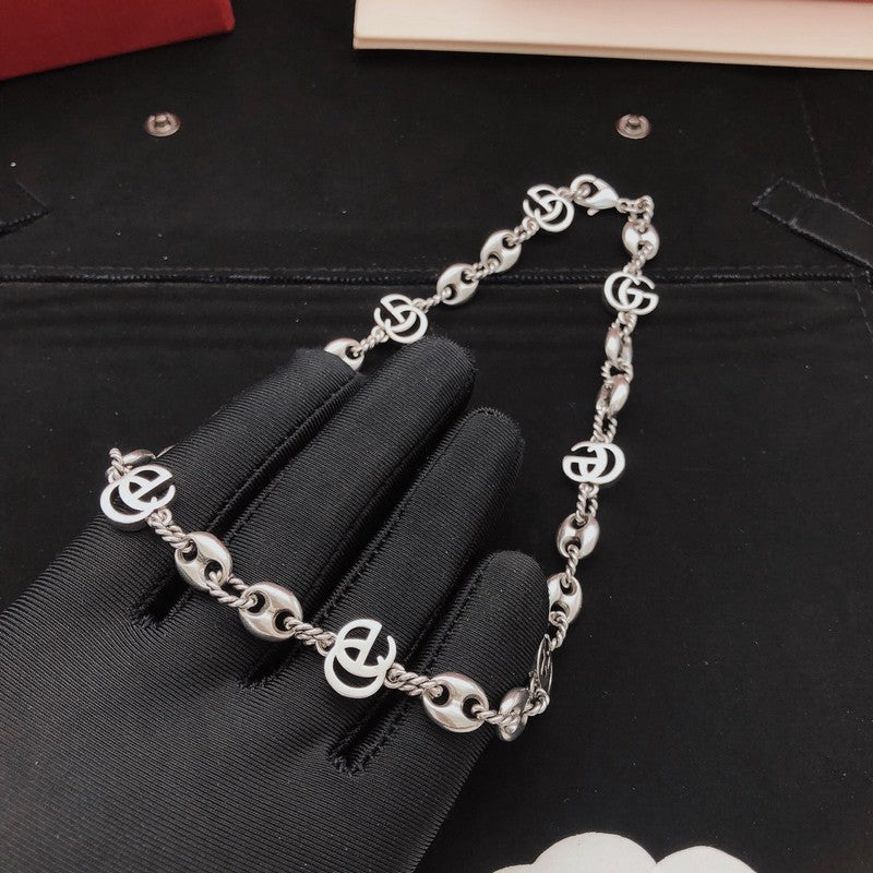 18K GG Interlocking G Twist Chain Necklace