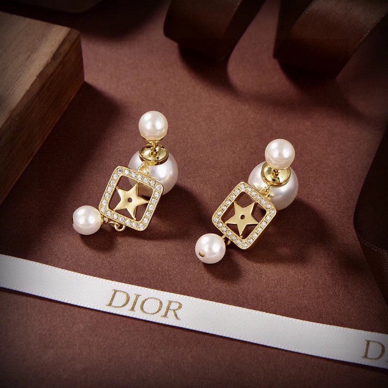 18K CD 2026 Tribales Pearl Earrings