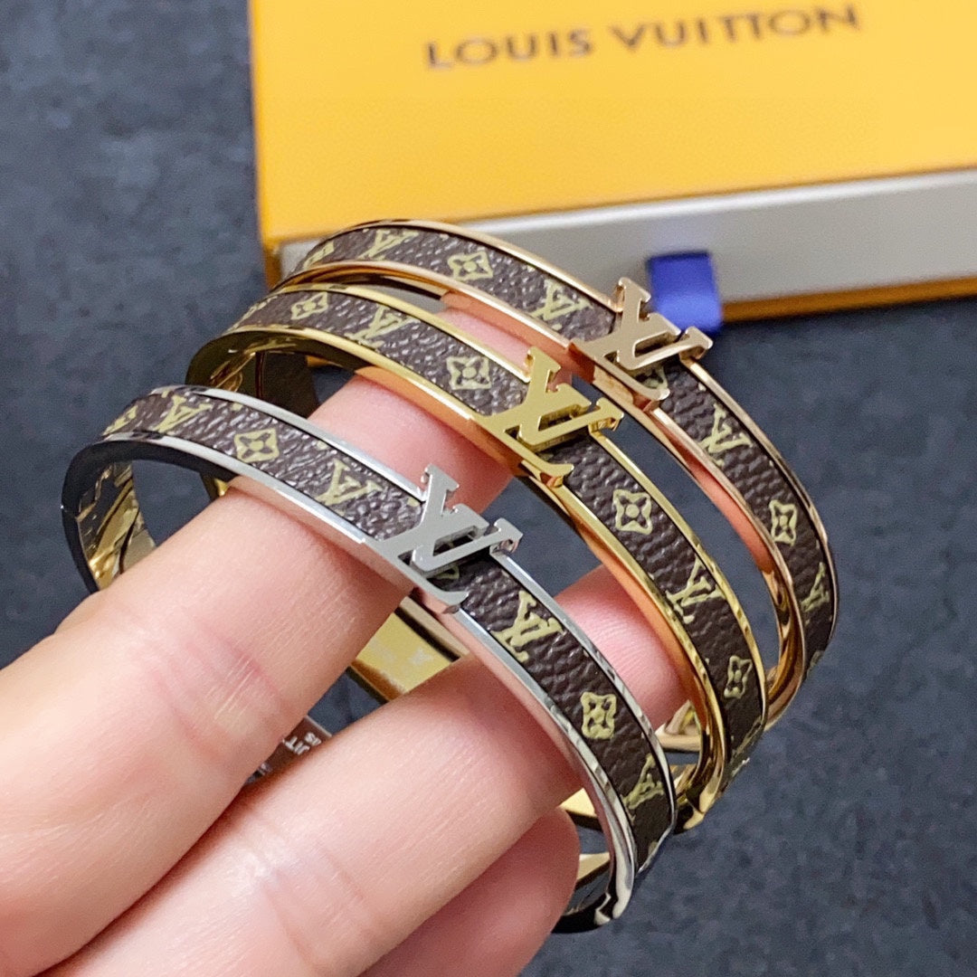 18K Louis Leather Vintage Bracelet