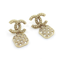 18k CHANEL CC Diamonds Drop Earrings