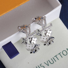 18K Louis Script Diamonds Earrings