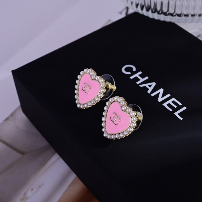 18K CC Pink Heart Pearl Earrings