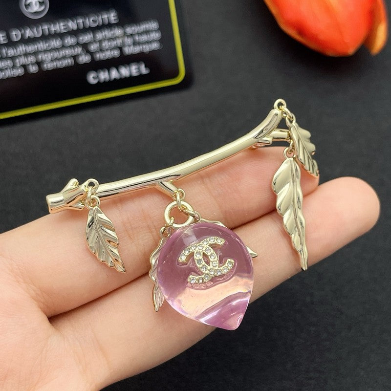 18K CC Pink Crystal Heart Brooch