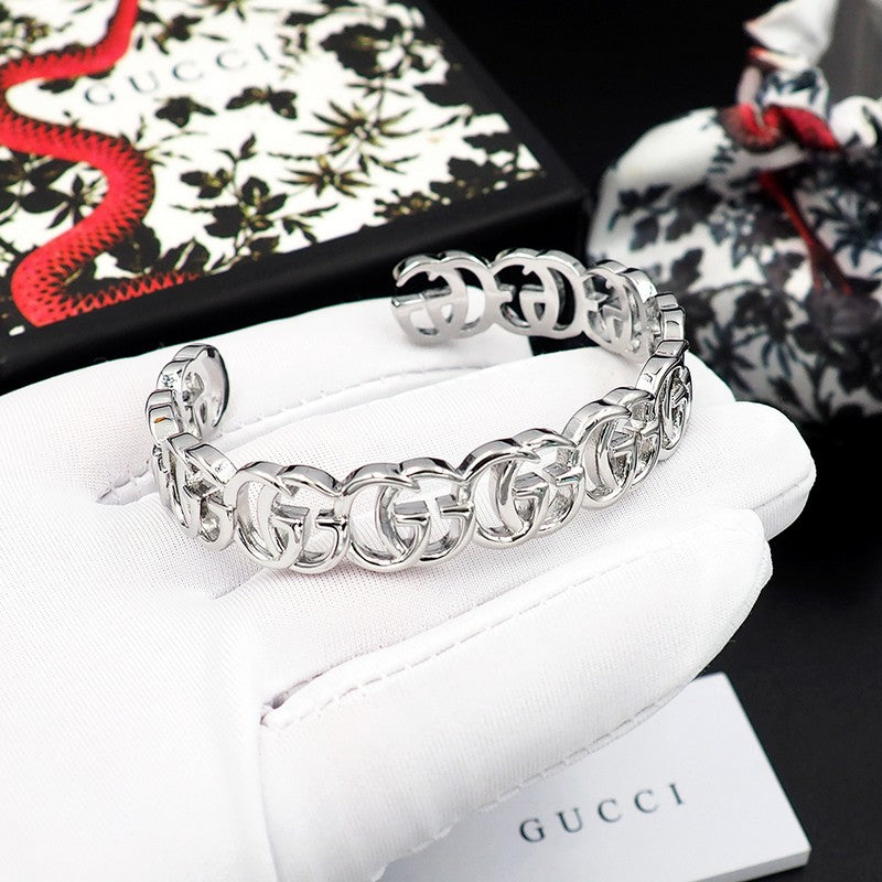 18K GG Cuff Bracelet