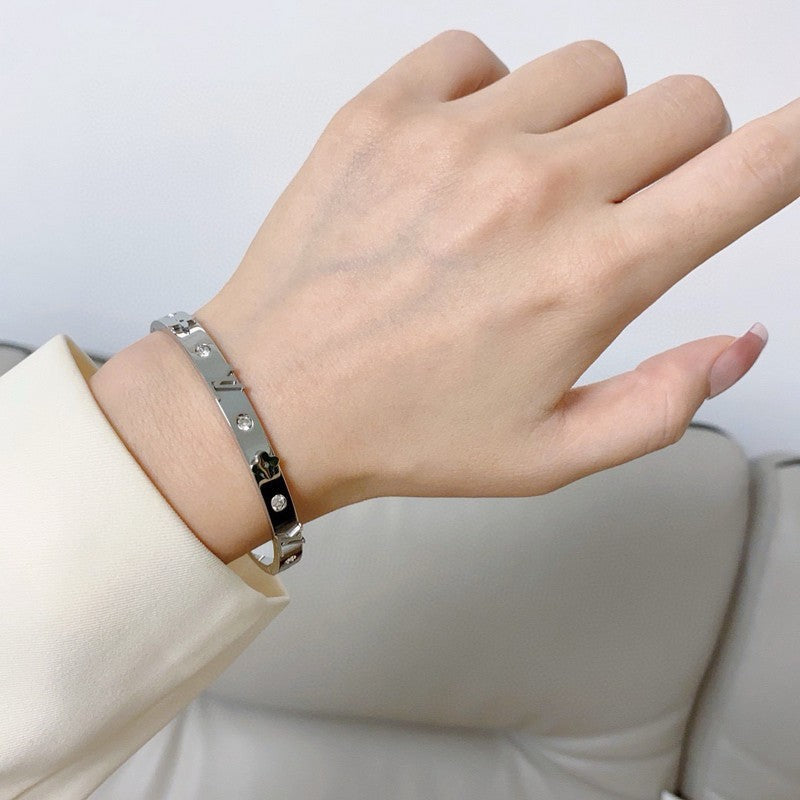 18K Louis Pave Diamond Gold Bracelet