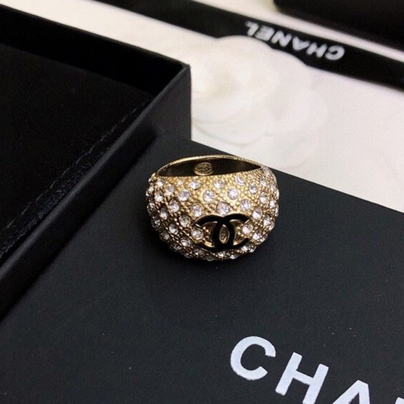 18K CC 26C Diamond Ring