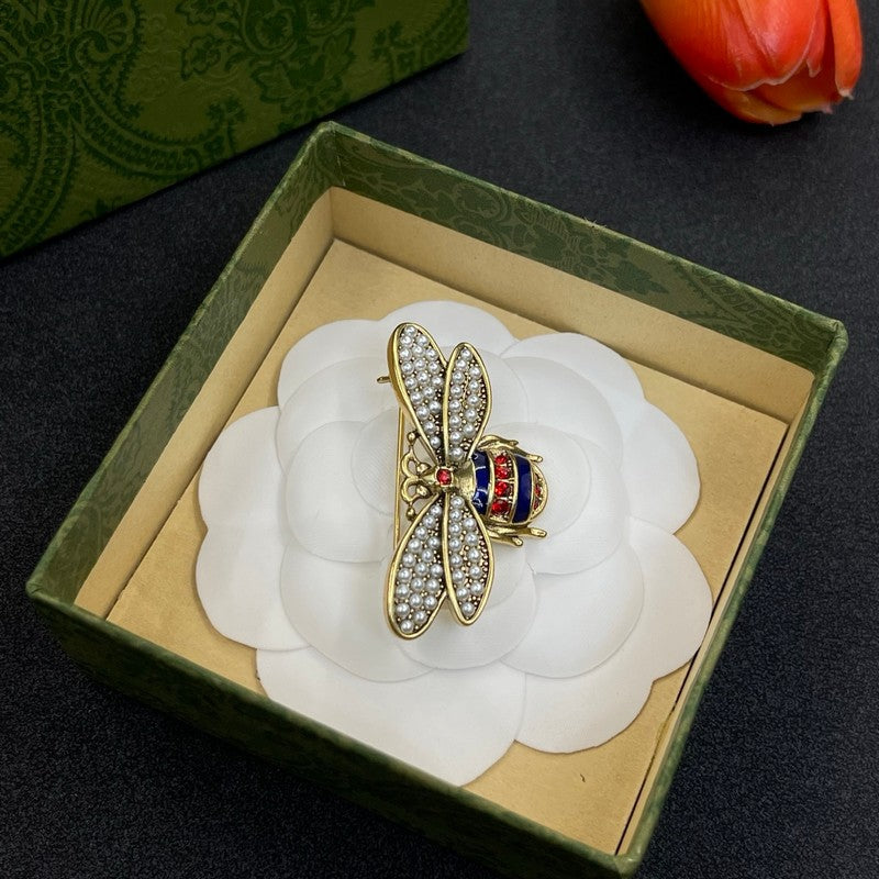 18K GG Red Bee Diamond Brooch