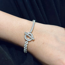 18K Finesse Link Diamond H Bracelet