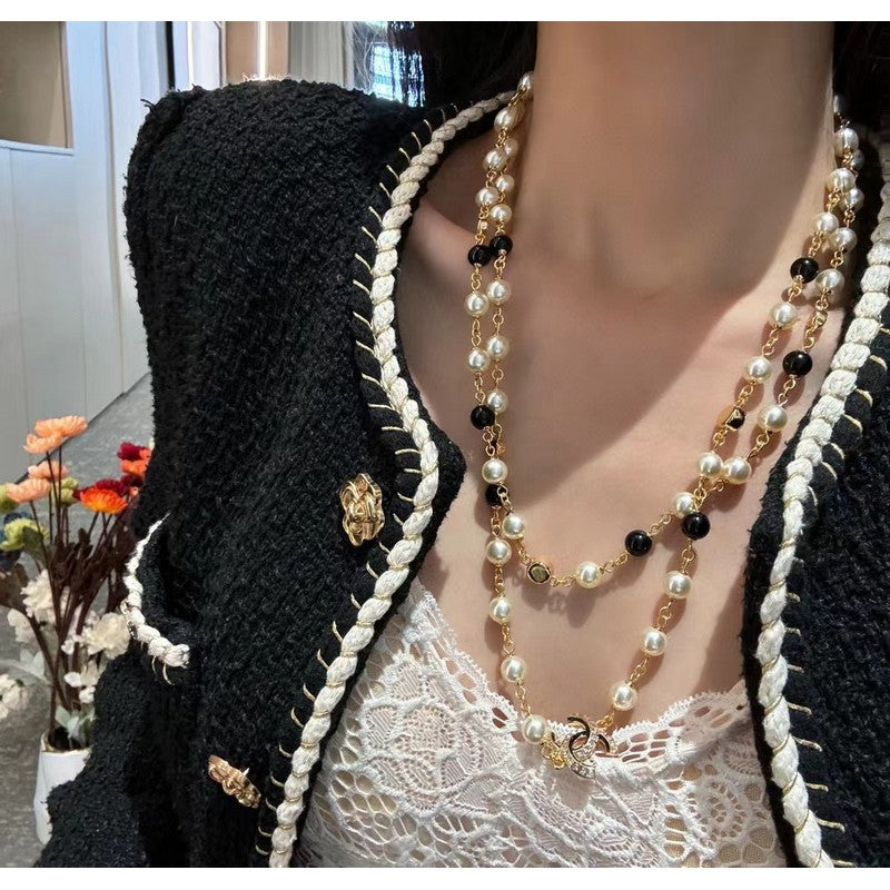 18K CC 24A Black & White Pearl Long Necklace