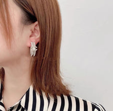 18K CC Pearls Earrings