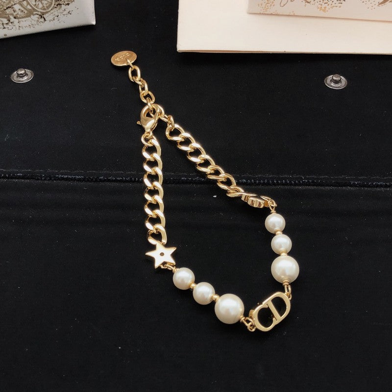 18K CD Pearls Gold Bracelet