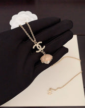 18K CC Pearls Flower Necklace